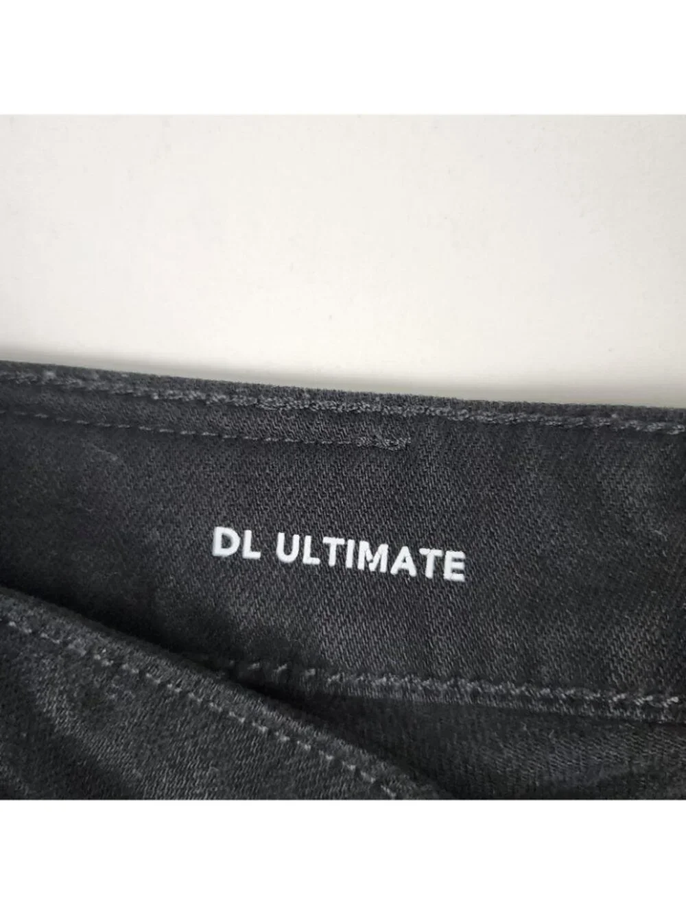 DL1961 Jeans Mens 31x33 Black DL Ultimate Nick Slim Denim